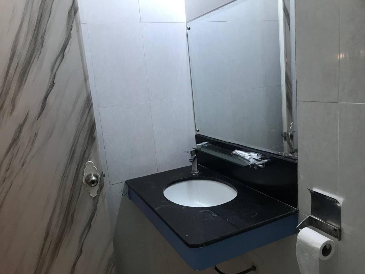 Galaxy Rs Hotel Phnom Penh Zewnętrze zdjęcie